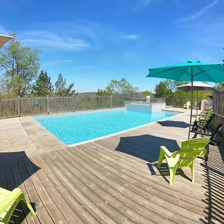 2 Etoiles - Piscine - Ccbgcba 2*